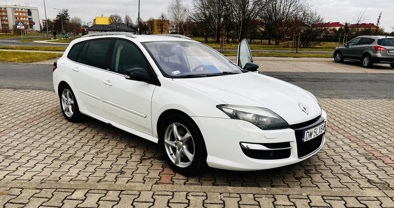 Renault Laguna cena 26000 przebieg: 242005, rok produkcji 2011 z Wrocław małe 172